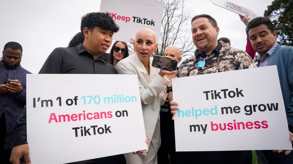 Teen Sets Fire to Congressman’s Office During TikTok Protest