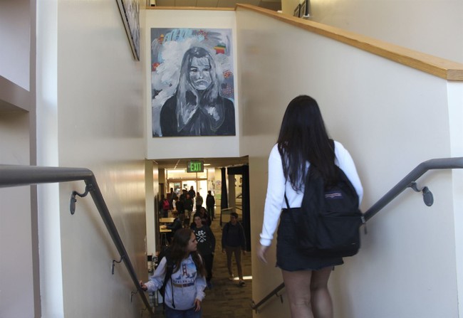 Palo Alto Schools Replace Honors Biology with Mandatory Ethnic Studies Course