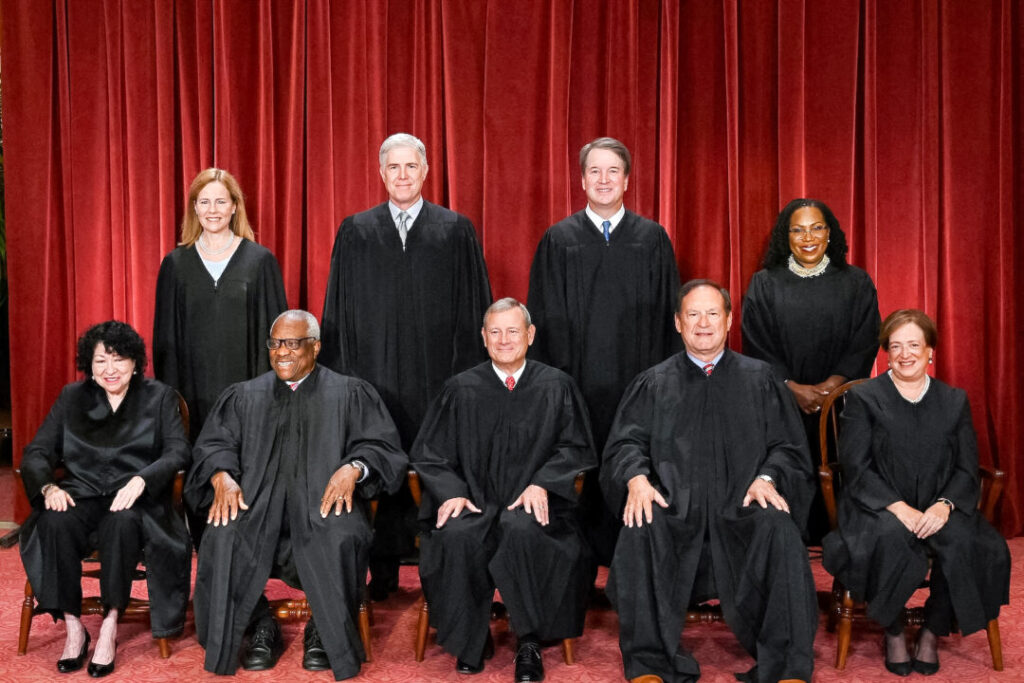 Supreme Court Unanimously Rejects Higher Proof Standard in Overtime Pay Disputes