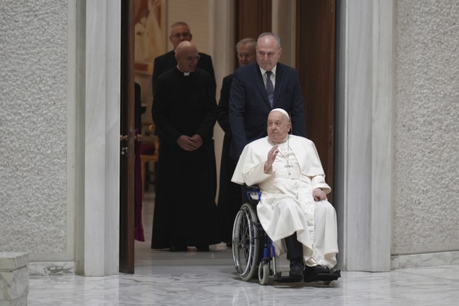 Pope Francis in Critical Condition Following Extended Respiratory Crisis