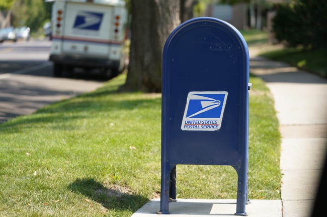 Trump Reportedly Aiming to Control Postal Service, Plans to Dismiss Entire Board