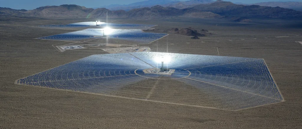 $2.2B Ivanpah Solar Plant to Close in 2026 Due to Inefficiency