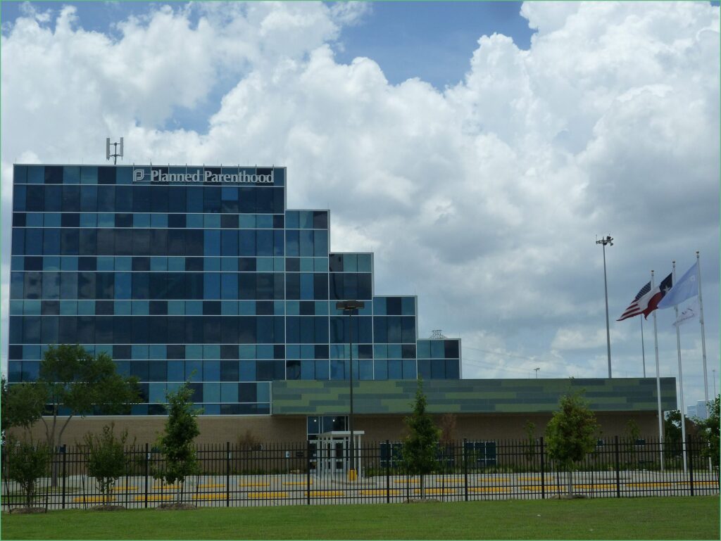 Planned Parenthood Prevention Park Near University of Houston Permanently Closes After Pro Life Defund Push