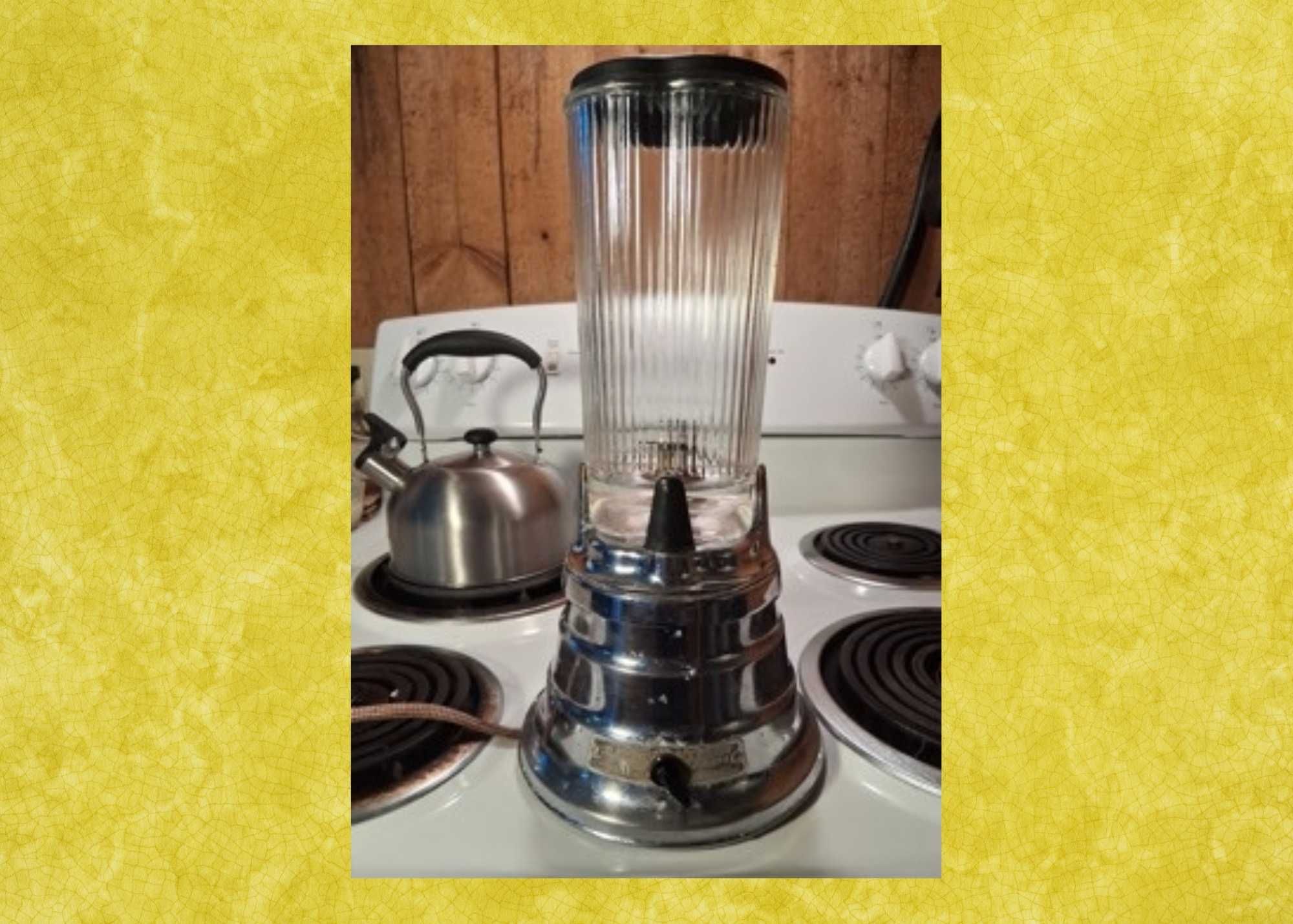 Vintage Waring blender