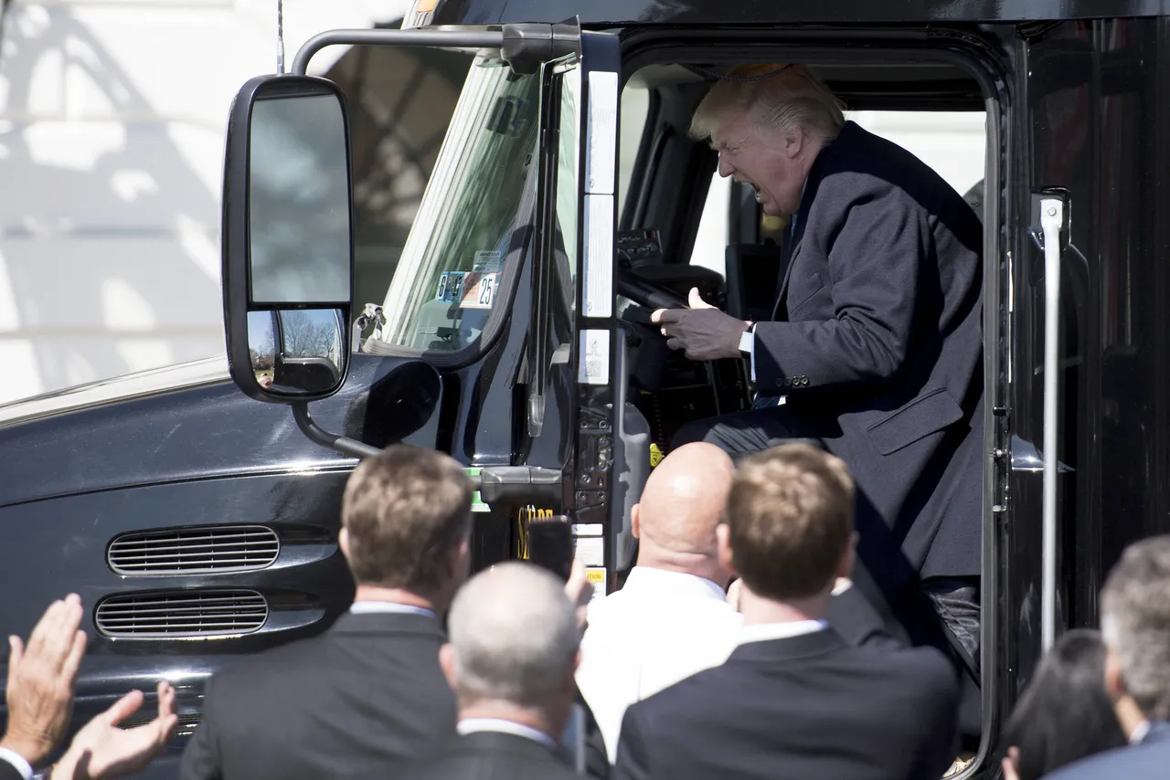 TOPSHOT US President in truck