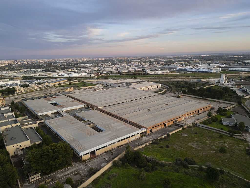 Public opinion on AI