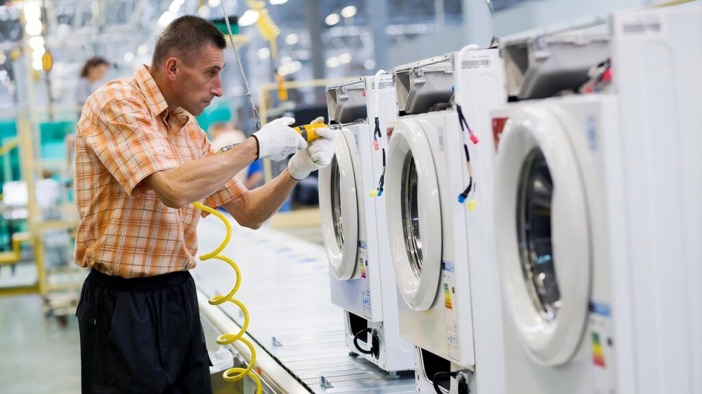 LG Expands Overseas Manufacturing, Threatening US Jobs