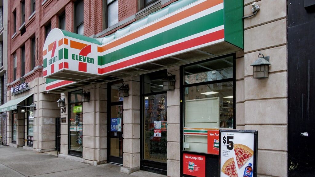 7-Eleven Data Breach Exposes 185,000 Emails, Franchise Records