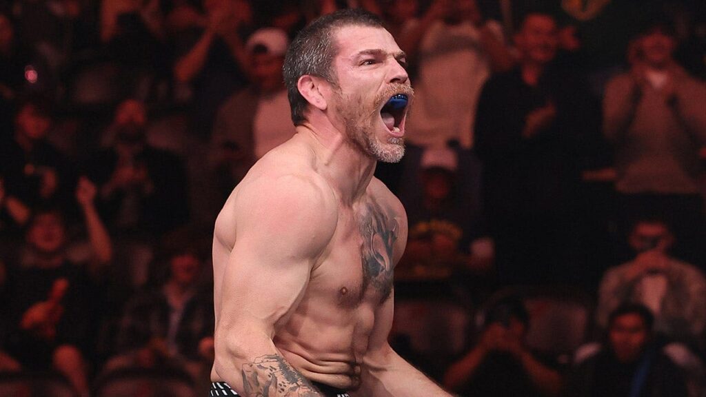Jim Miller Returns, Submits Jared Gordon After Son Wyatt’s Recovery
