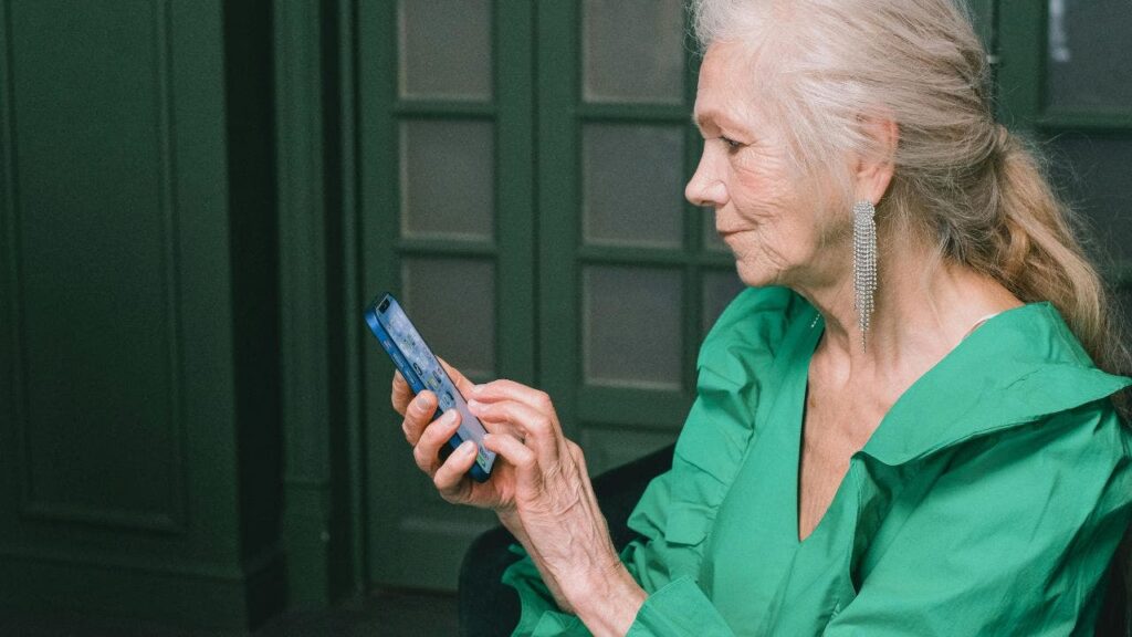 Spot Early Identity Theft Signs Before Fraud Spreads