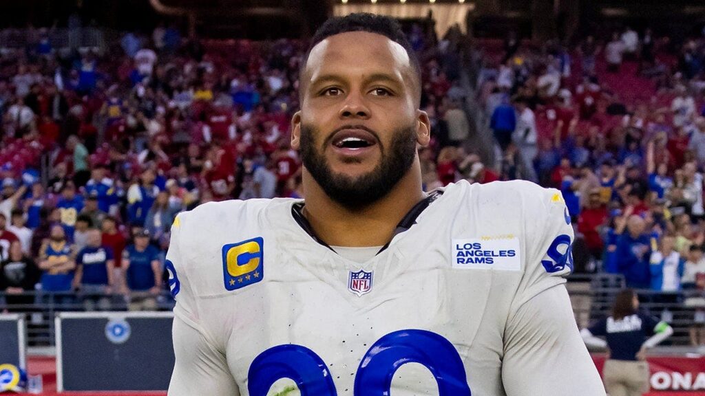 Aaron Donald Mulls Return, Could Join Myles Garrett On Rams