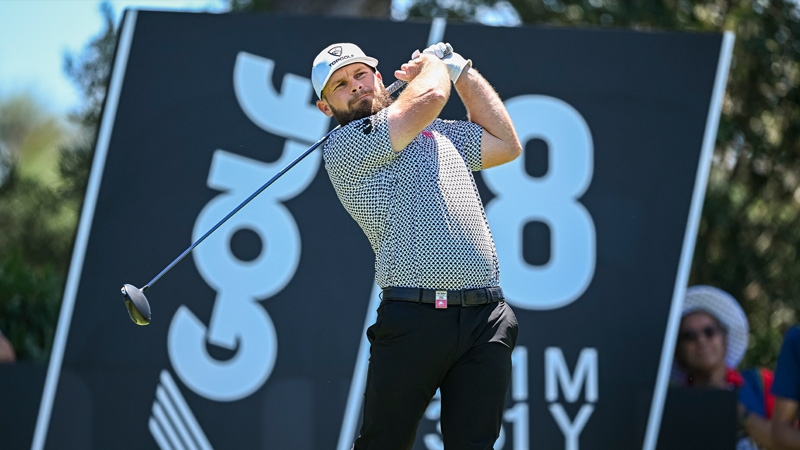 Tyrrell Hatton Takes LIV Golf Andalucía Lead At Six Under