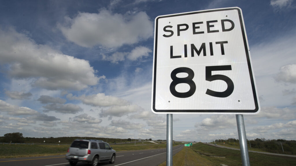 Discover Which US Road Has The Highest Speed Limit Now