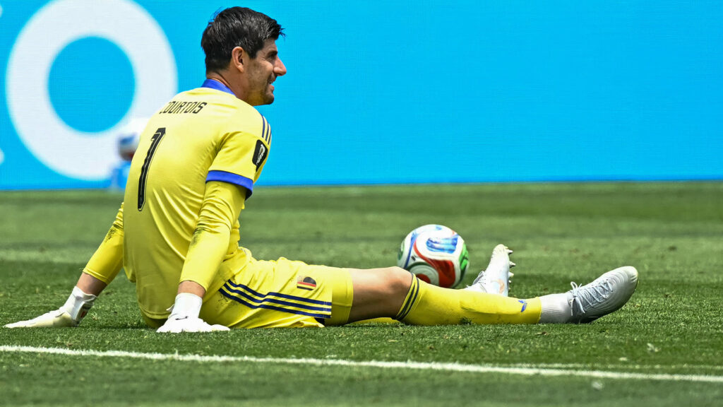 Belgium Goalkeeper Courtois Substituted After Injury Against Spain
