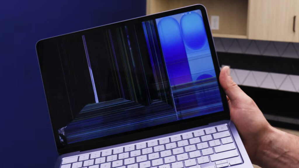 MacBook Neo Display Repair Costs Jump Without AppleCare+