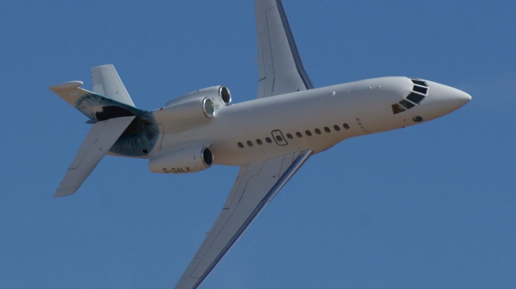 3 Celebrities With Dassault Falcon 900 Private Jets
