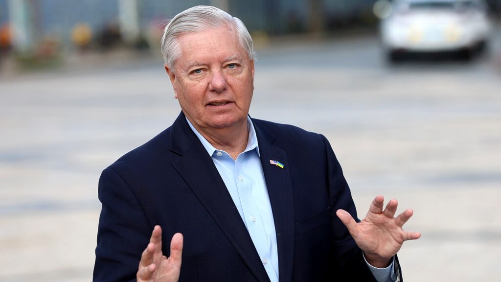 BRET BAIER Remembers LINDSEY GRAHAM As A Senate Bridge Builder