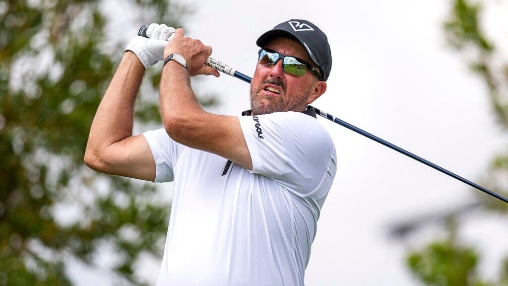 Mickelson Spokeswoman Warns Of PGA, Skratch Corporate Bias