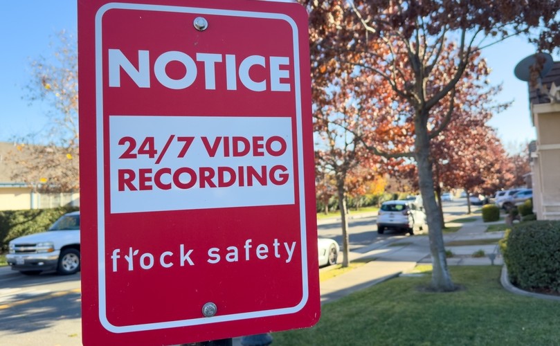 Tucker Carlson Warns Flock Cameras Are Eroding Privacy Nationwide