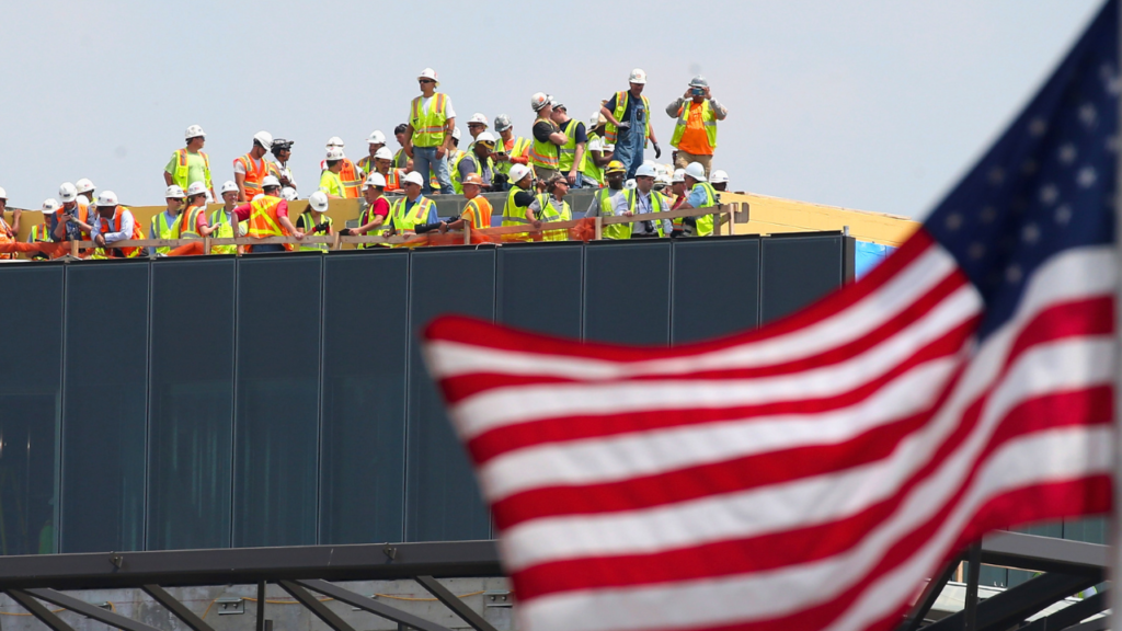 AI Boom Sparks Blue Collar Jobs Surge Across U.S. Construction