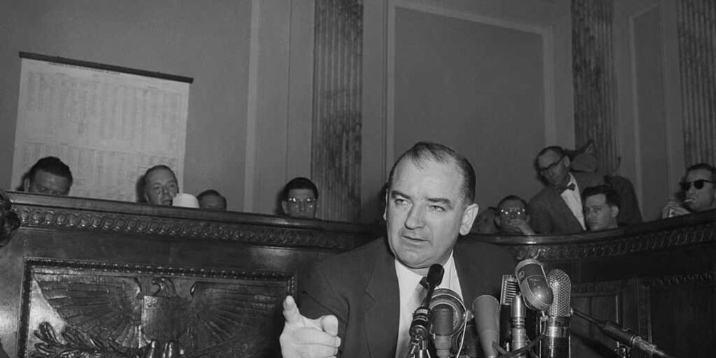 Gen Z Democrats Shift Left, Challenging Party Leadership