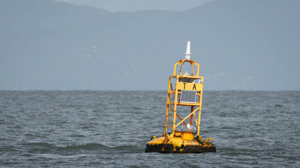 What Yellow Buoys Mean For Boaters, And How To React