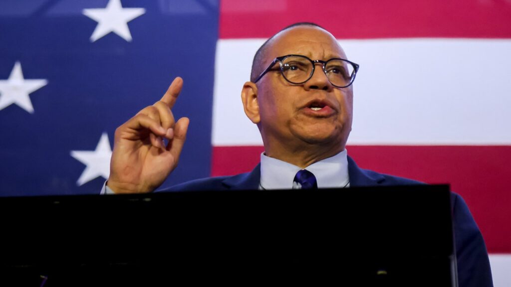 New Jersey Lt Gov Dale Caldwell Resigns After Harassment Probe