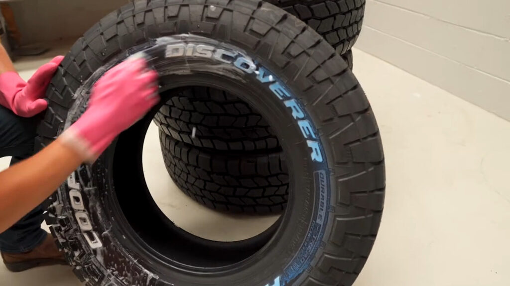 Why Tires Turn Blue In Mud, What It Means