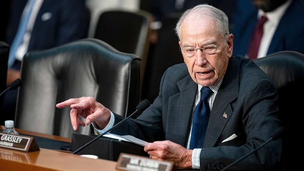 Grassley Exposes FBI Bias In Trump And Musk Files