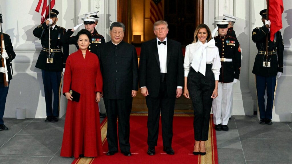 White House Dinner Drowns Out As Protesters Target XI Visit