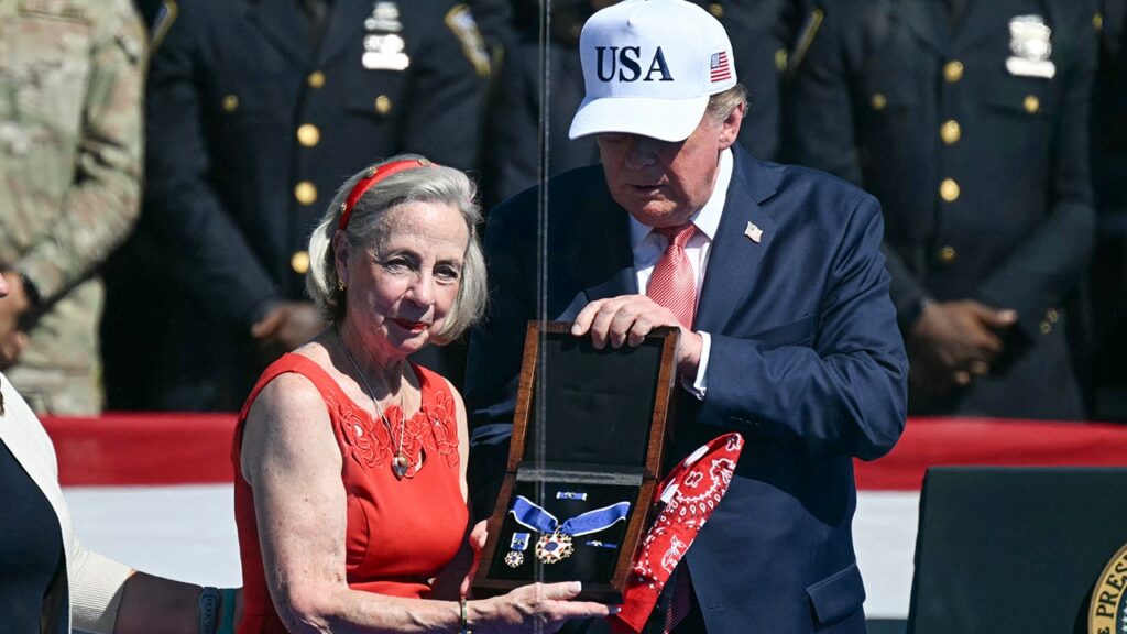 Trump Honors 9/11 Hero Welles Crowther With Medal Of Freedom