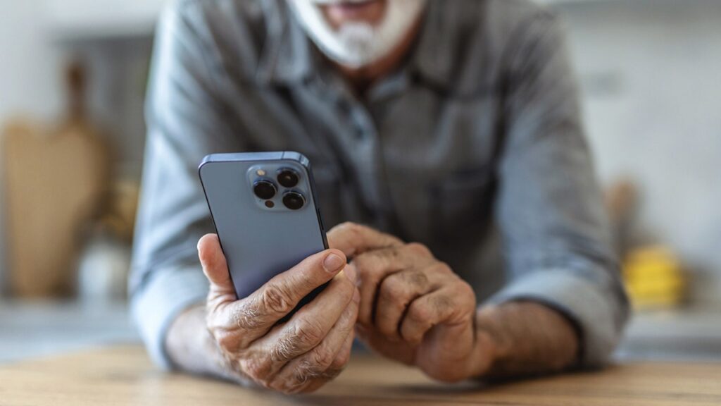 How To Search Anything On iPhone, Galaxy And Pixel Quickly