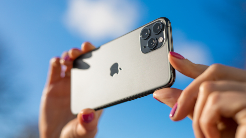 iOS 27 Adds AI Tools To Fix Bad Photos